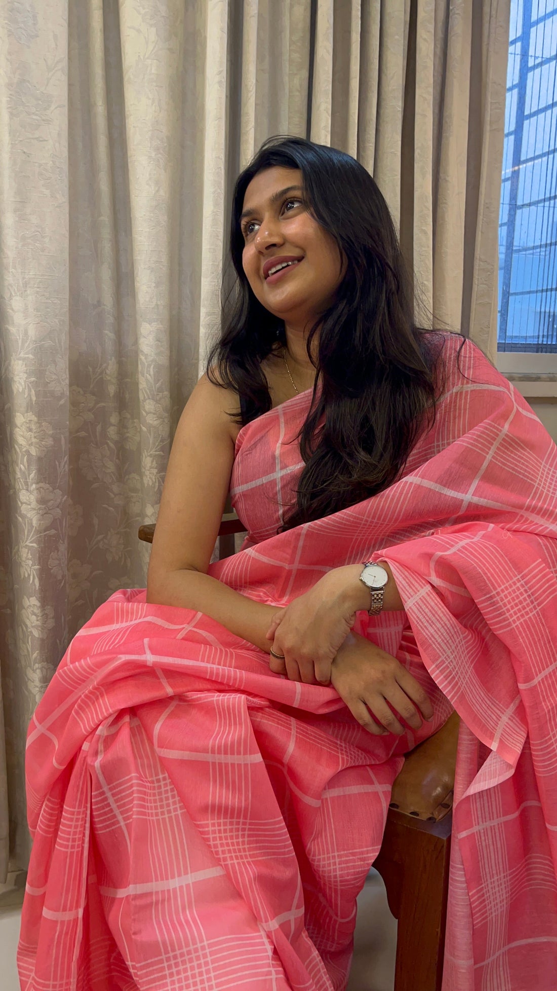Packing saree neatly in a suitcase without wrinkles